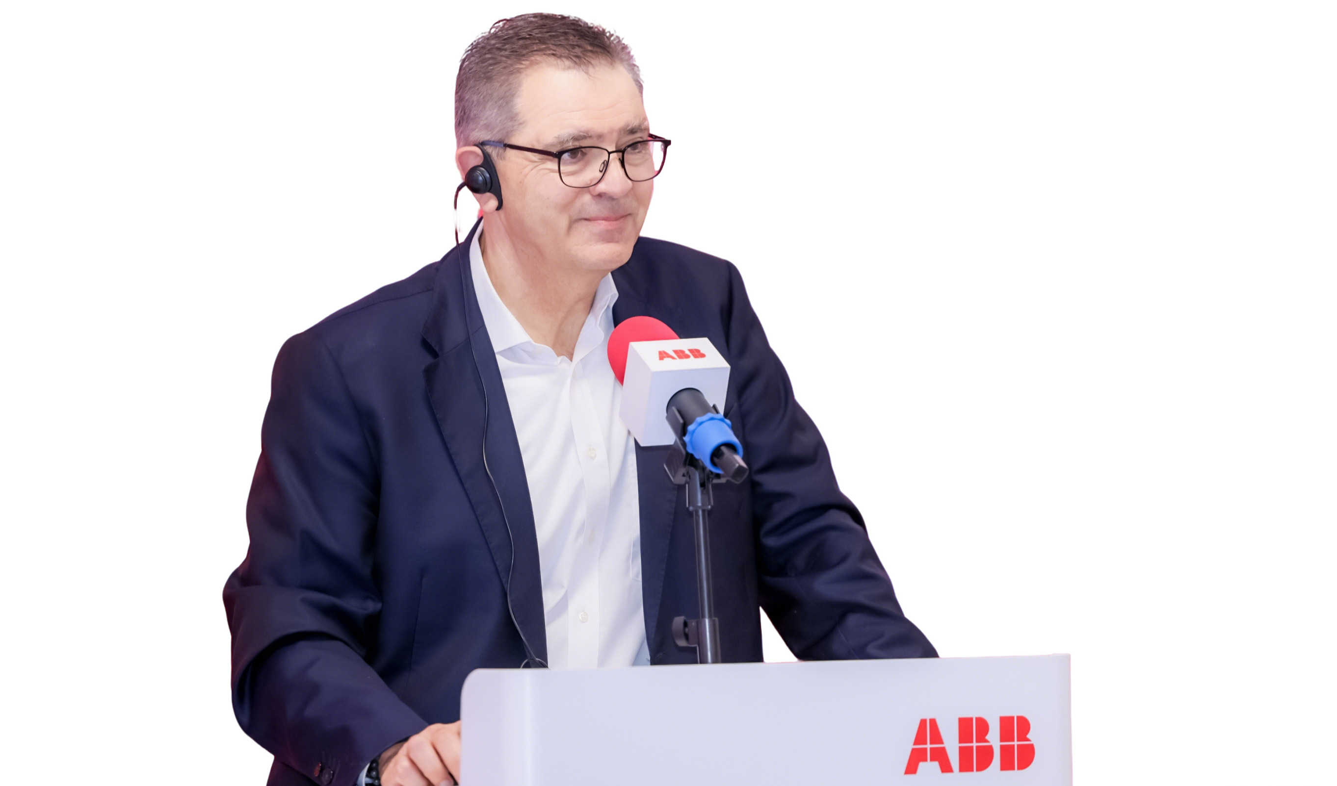 拥抱AI, ABB展现工业智能生态新图景