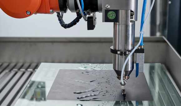 Plasmatreat 推出 HydroPlasma® 清洗技术：高性能表面清洁技术的可持续性突破