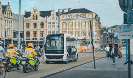 七国牌照，行业无二！文远知行Robobus获比利时首个L4级自动驾驶牌照