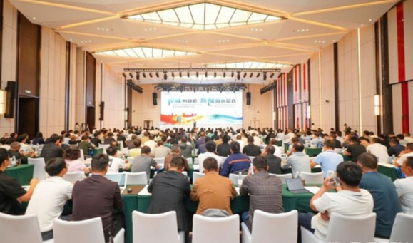 "2025工业具身智能TPT+UCS落地应用成果展示大会"于湖北宜昌圆满举行