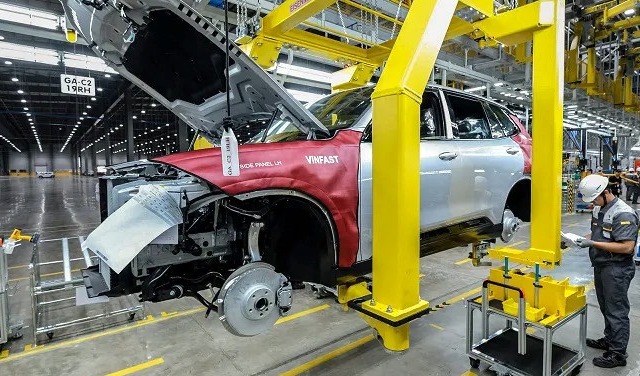 Vietnam targets breakthroughs in global value chains
