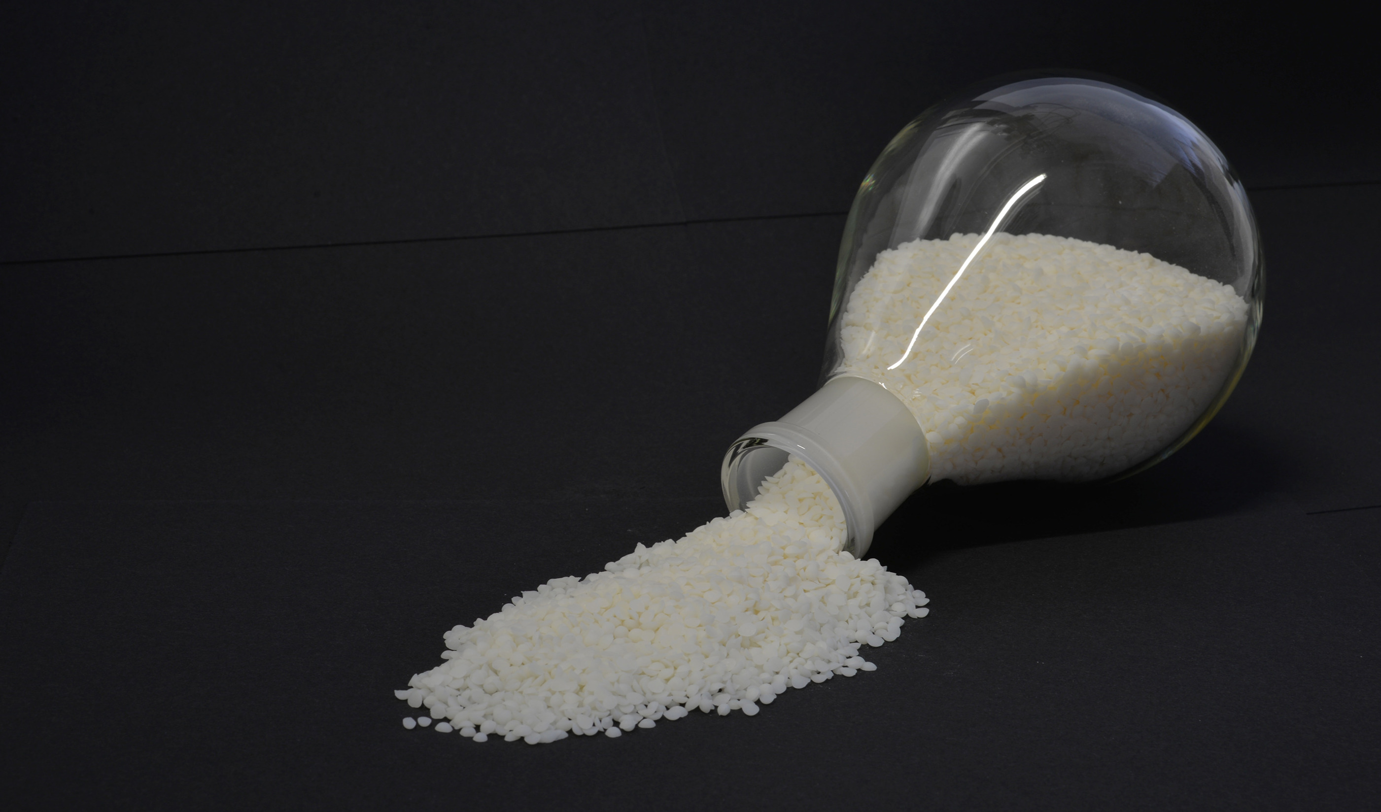 全新Tinuvin® NOR® 600光稳定剂为严苛户外环境下的塑料提供卓越紫外线防护