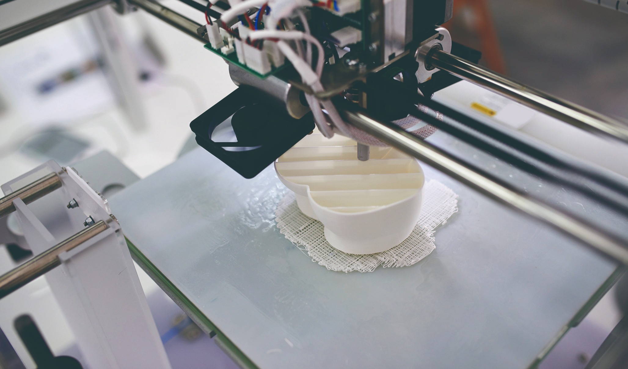 塑料轻量化: 从“减重”到“增值”,重塑未来产业格局