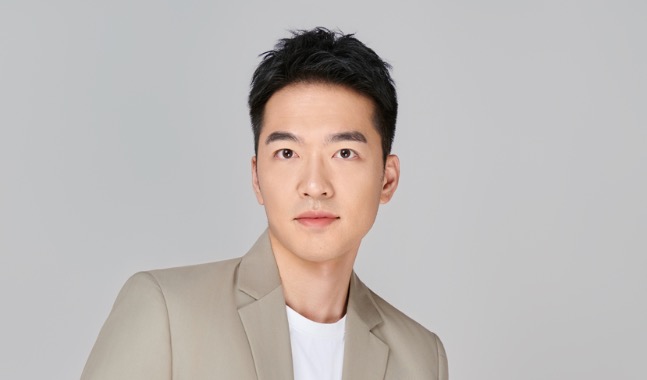 让头皮护理进入“细胞级修复”的时代|专访巨子生物函得仕CTO陈张源