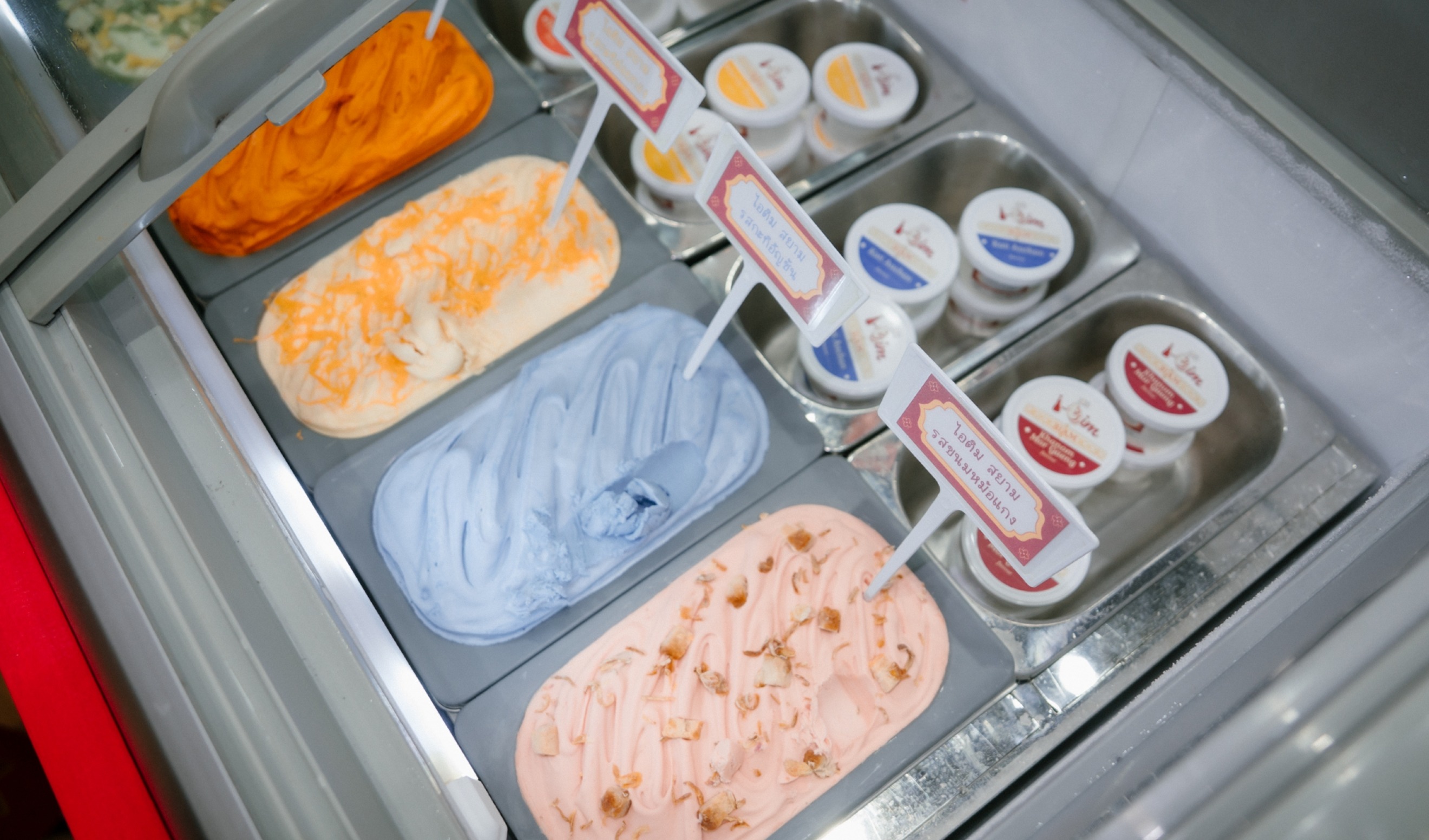 Formulating recipes with alternative proteins, natural sweeteners and colorants