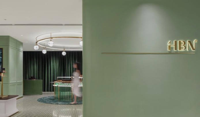 从“单点抗老”到“系统干预”,HBN开创系统性抗老3.0时代|专访HBN生物技术研发科学家钟江鸣博士