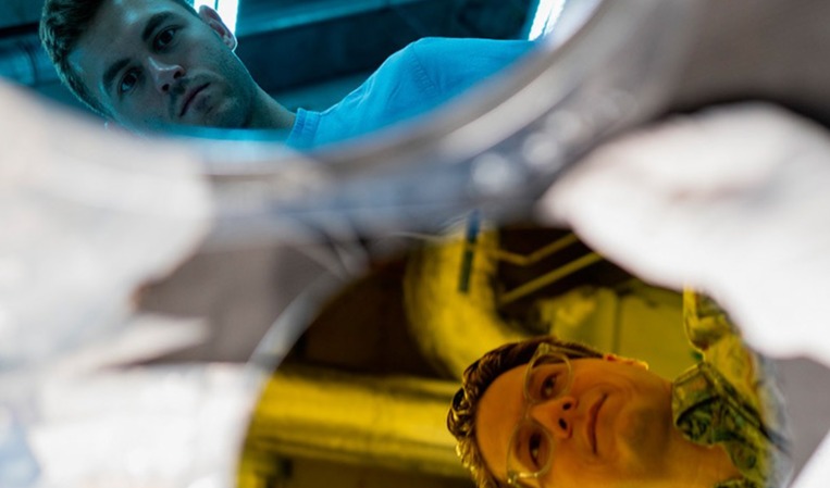 低温光电材料开辟新赛道,钛酸锶薄膜实现高强度效应与低损耗