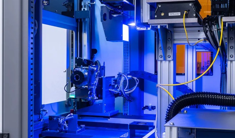 Inside the fiber laser: structure, operation mode, functionality