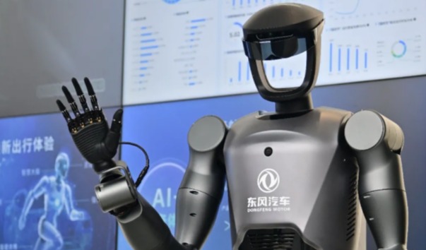 会说话、能干活！东风汽车造人形机器人，明年上岗！
