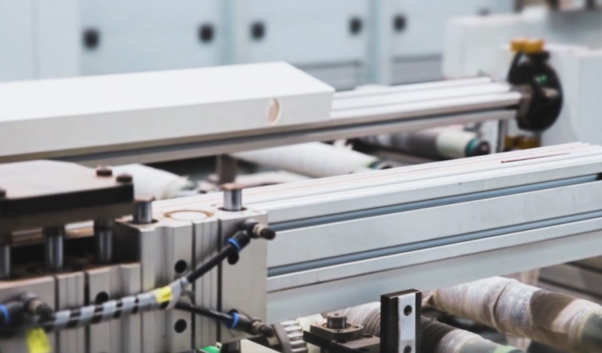 制造业的静默革命:用组装式思维重构 MES,打破“标准品”与“定制化”的终极悖论