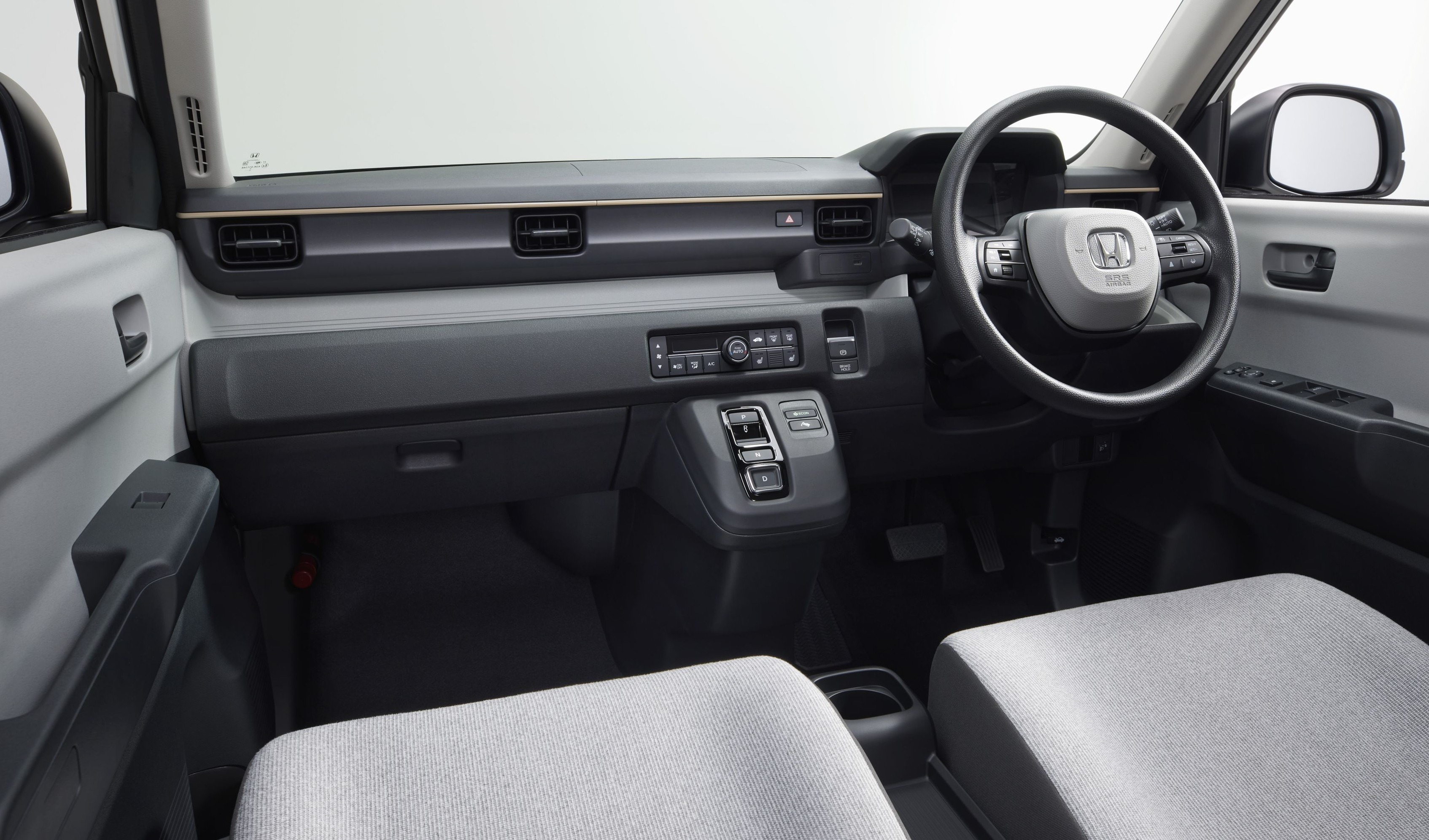 三菱化学：生物基聚碳酸酯DURABIO™用于本田新款微型电动乘用车“N-ONE e:”的仪表板