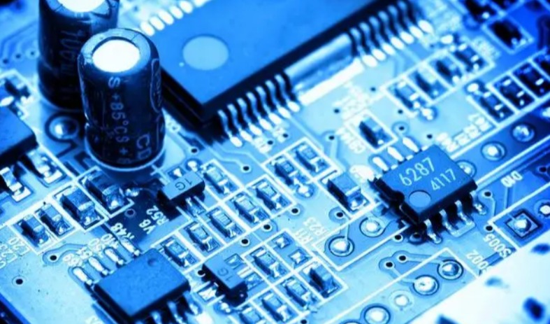 2025年1—11月我国出口集成电路3199亿块，同比增长18%