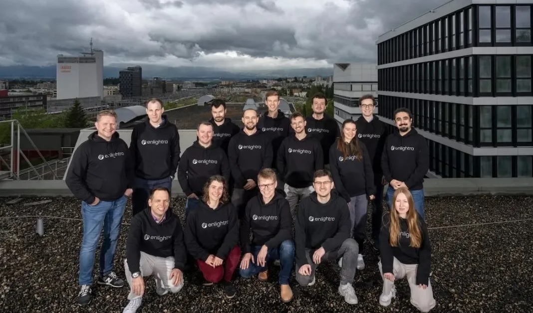 数据中心光互连迎来技术拐点,芯片级激光器或成下一增长曲线