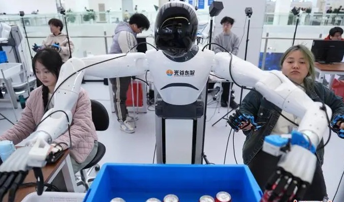 业内首例！数千小时人形机器人训练数据交付 智元机器人为采购方