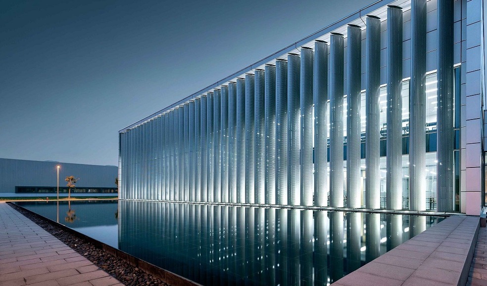 Outlook 2026丨通快：以深植本土的全球化布局，引领激光技术价值跃迁