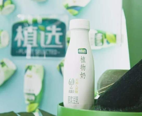 乳制品替代产品在疫情的影响下增长明显，植物基奶拔得头筹