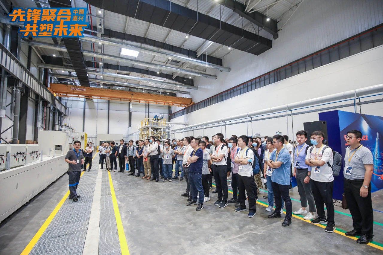 克劳斯玛菲中国发布革新性新产品艾谱™拉挤成型系统