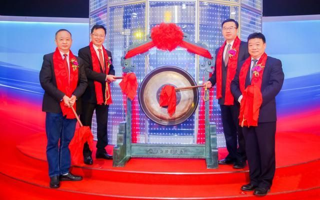 中国包子第一股：加华资本投资企业巴比食品，正式登陆A股