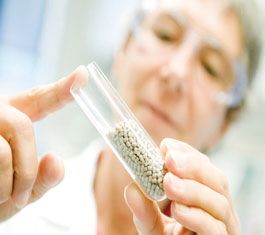 新一代聚醚醚酮生物材料让骨骼更快愈合