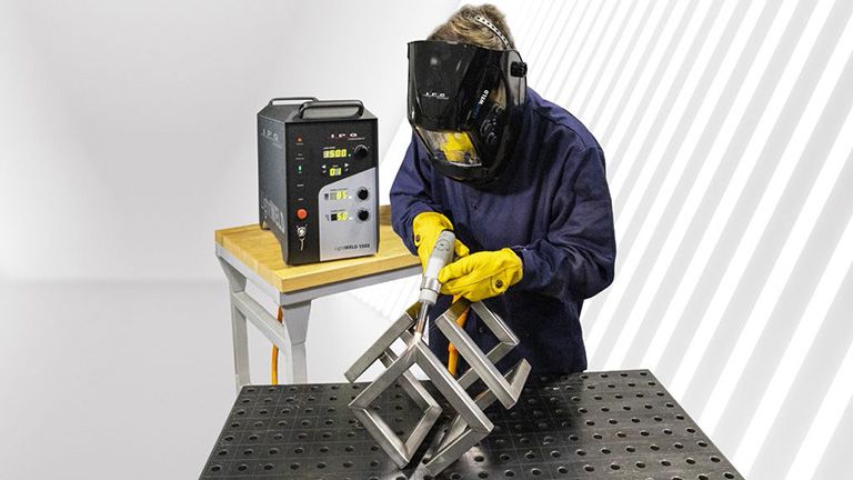 IPG Photonics推出手持激光焊接系统