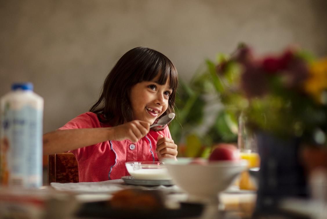IFF在中国推出产低聚半乳糖(GOS)膳食纤维的突破性NuricaTM乳糖酶，用于生产无乳糖乳制品
