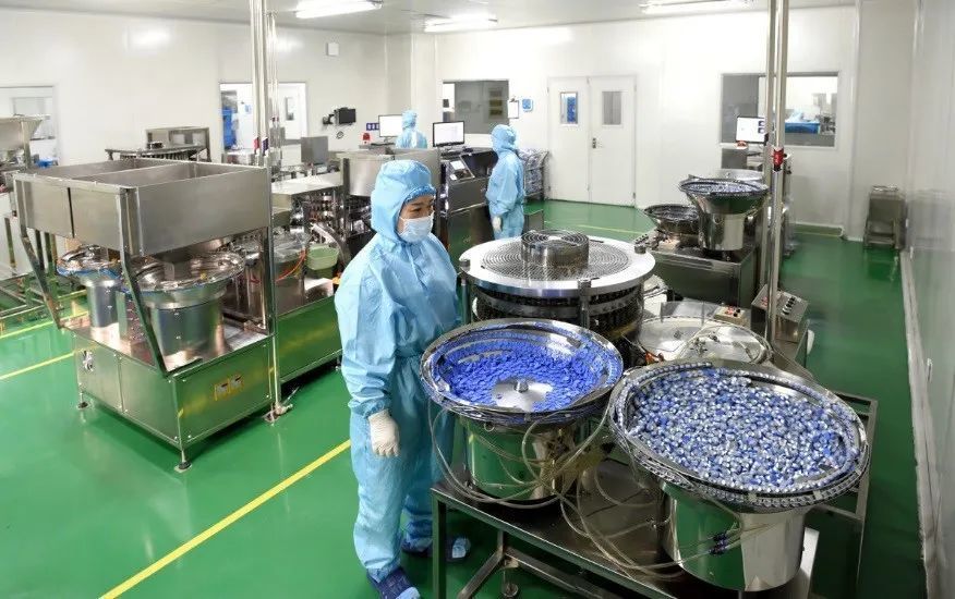 首键“智”造:新冠疫苗瓶盖“涪陵造”