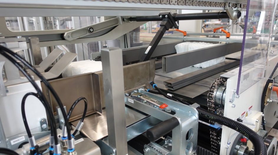 灵活变通,满足女性护理产品小尺寸包装需求