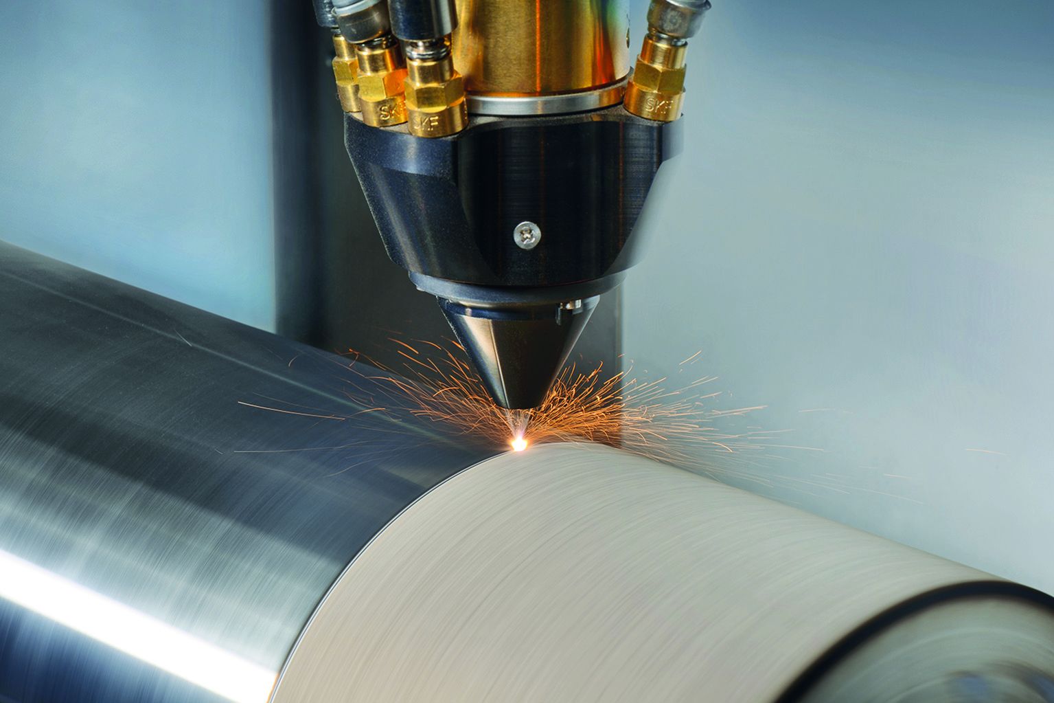 超高速激光材料沉积刷新纪录， 每分钟可达200米