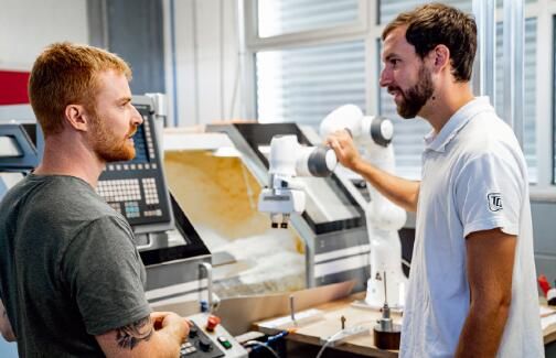 协作机器人,为企业增能提效