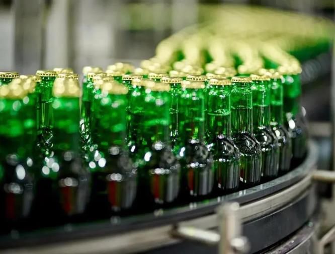 百威英博推出世界上最轻的啤酒瓶