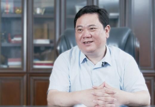 年产量 8.4 亿件, 注塑机如何让振飞窗饰如虎添翼