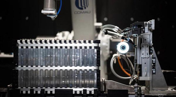 柯马成功助力 LECLANCHé 实现新一代电池的自动化生产