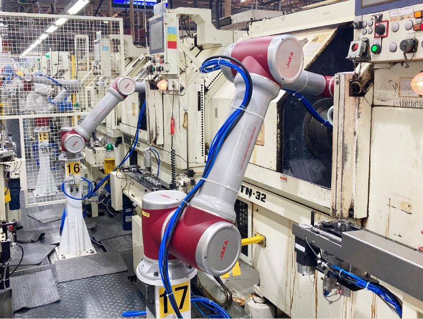 人工智能赋能千行百业 协作机器人迎市场蓝海