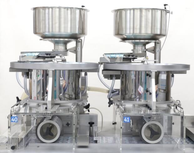 扬子江药业启用新的枕式袋泡罩包装线