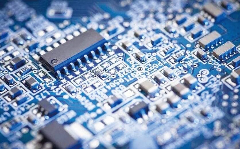 疫情持续加剧“缺芯”困境