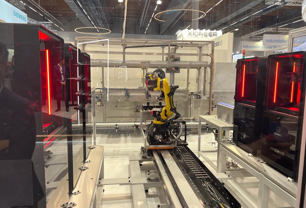 Stratasys发布全自动3D打印生产单元