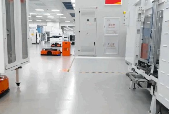 光伏行业移动机器人需求大增，快仓成功攻坚HJT工艺项目