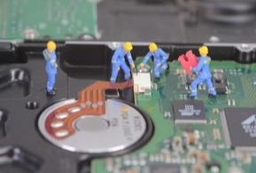 看全球300mm晶圆厂2023年产能规划及其设备支出 谁高谁低？