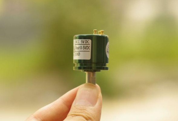 国产汽车级大电流霍尔电流传感器应用案例分享
