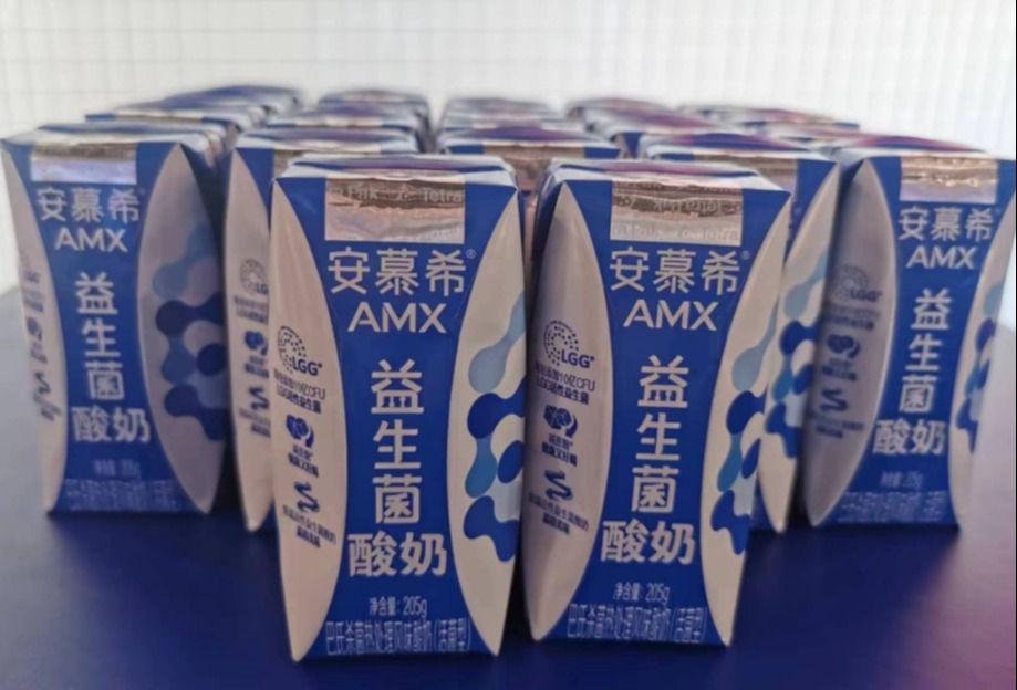 常温酸奶失速，巨头忙破局