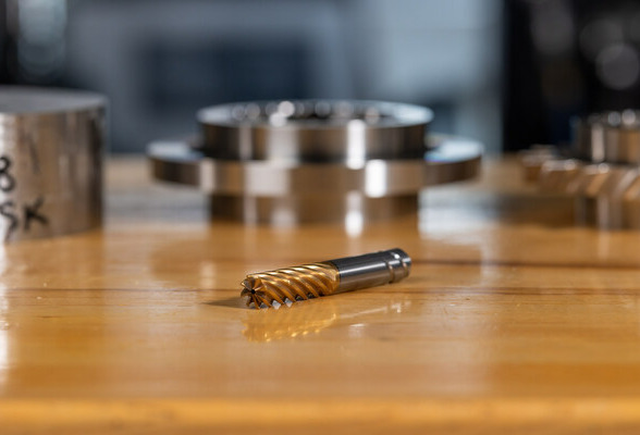 KENNAMETAL 首次推出8刃立铣刀增强了HARVI 的产品组合和性能