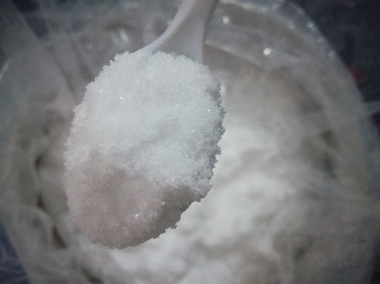 4-羥乙基哌嗪乙磺酸，HEPES高純度生物緩沖劑7365-45-9