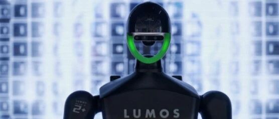 “一秒弹射起身”人形机器人亮相!