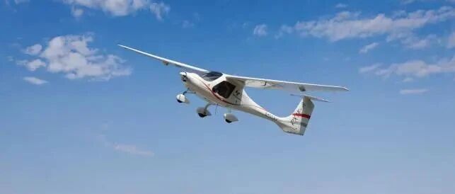 低空经济照进现实：中国电动航空器如何“多路突围”？