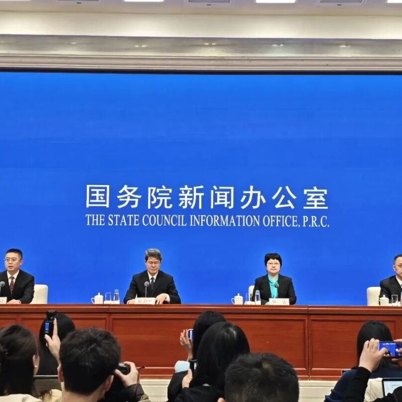 AI核心产业破1.2万亿、人形机器人超330款、6G储备300+关键技术——工信部发布2025新质生产力成绩单