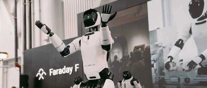 贾跃亭发布人形机器人，全尺寸职业型具身智能人形机器人定价34990美元起