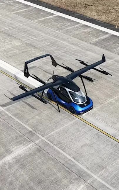 中国第一款“汽车飞机二合一”首飞成功！ 网友：小时候写的作文成真了